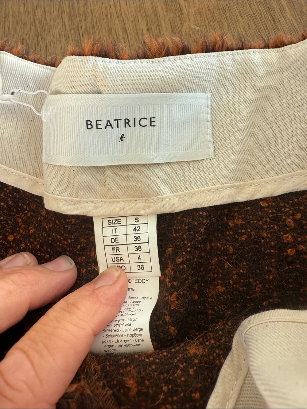 Anthropology Beatrice B Teddy Furry Bermuda Shorts Motif NWT Small Long Shorts - Picture 5 of 7